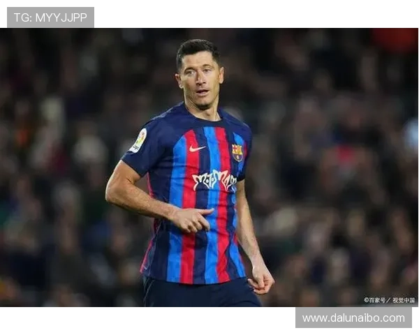 足球巨星梅西加盟美国大联盟迈阿密国际队开启新征程